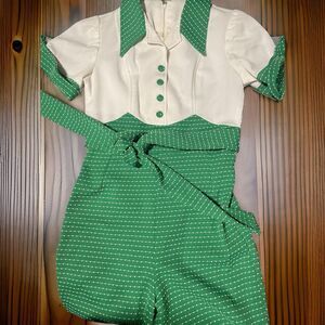 Vintage 1970s White And Green Jumpsuit Size XS Or 2P Festival
